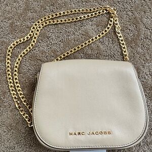 Marc Jacobs Beige Crossbody Bag with Gold Chain